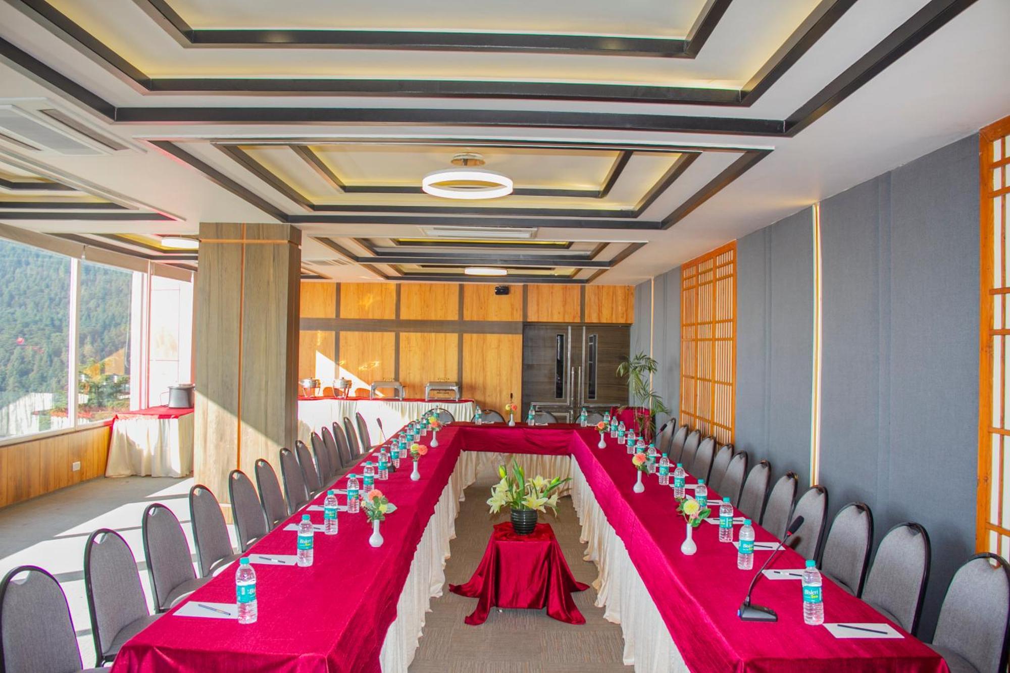 Amritara Surya, Mcleodganj, Dharamshala Hotel Luaran gambar