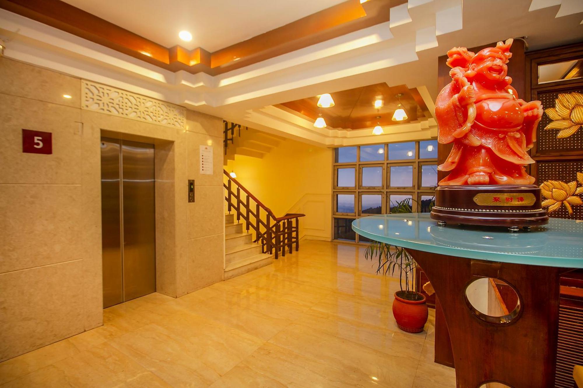 Amritara Surya, Mcleodganj, Dharamshala Hotel Luaran gambar
