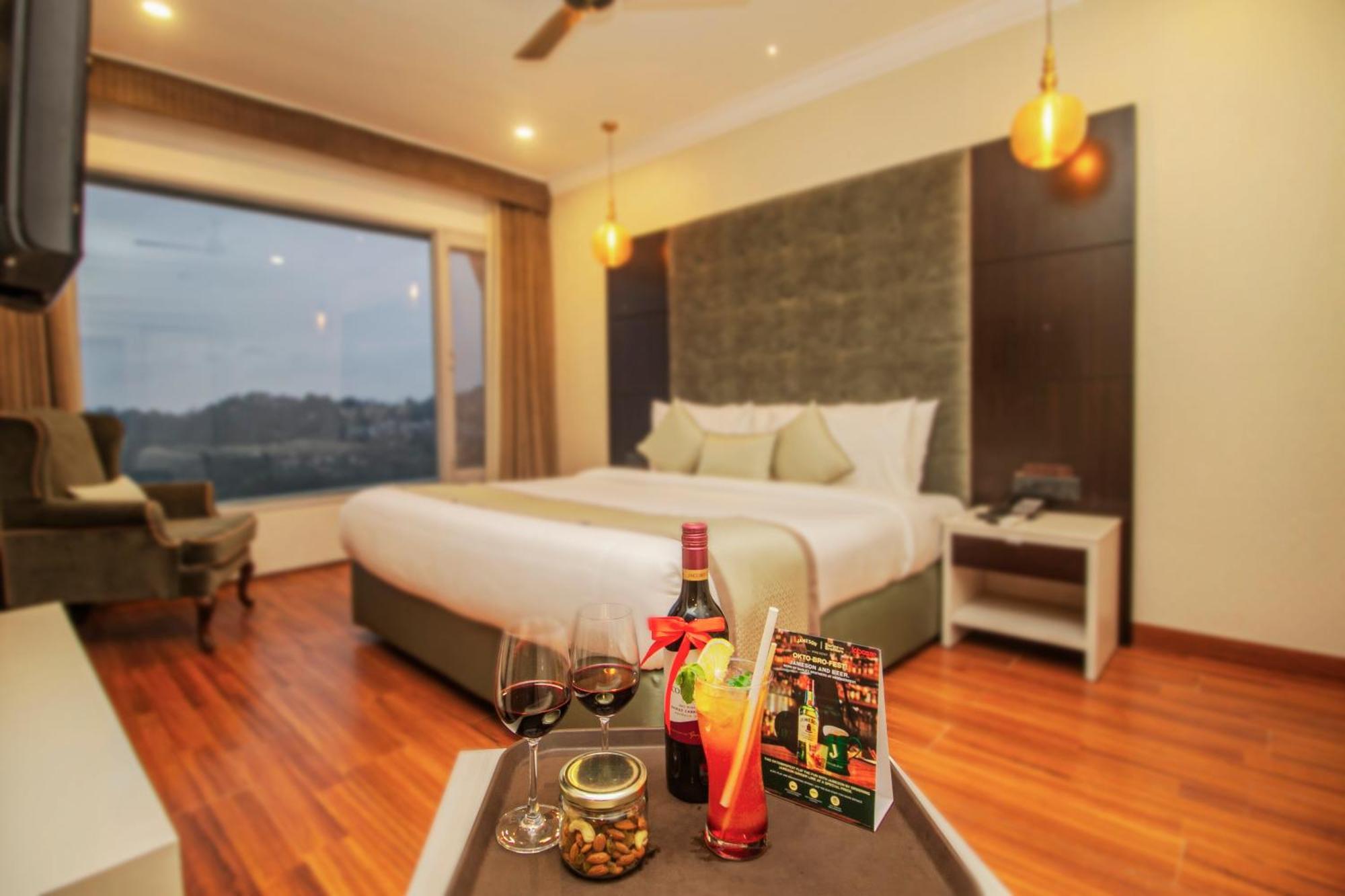 Amritara Surya, Mcleodganj, Dharamshala Hotel Luaran gambar